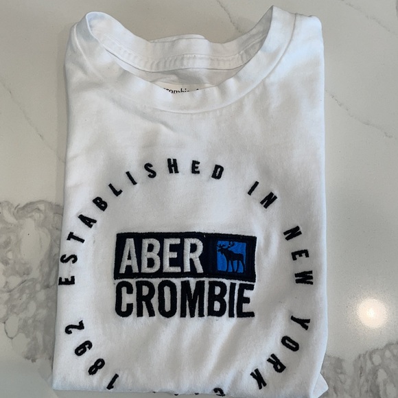 Abercrombie kids boys white embroidered T-shirt size  9- 10 - Picture 7 of 7